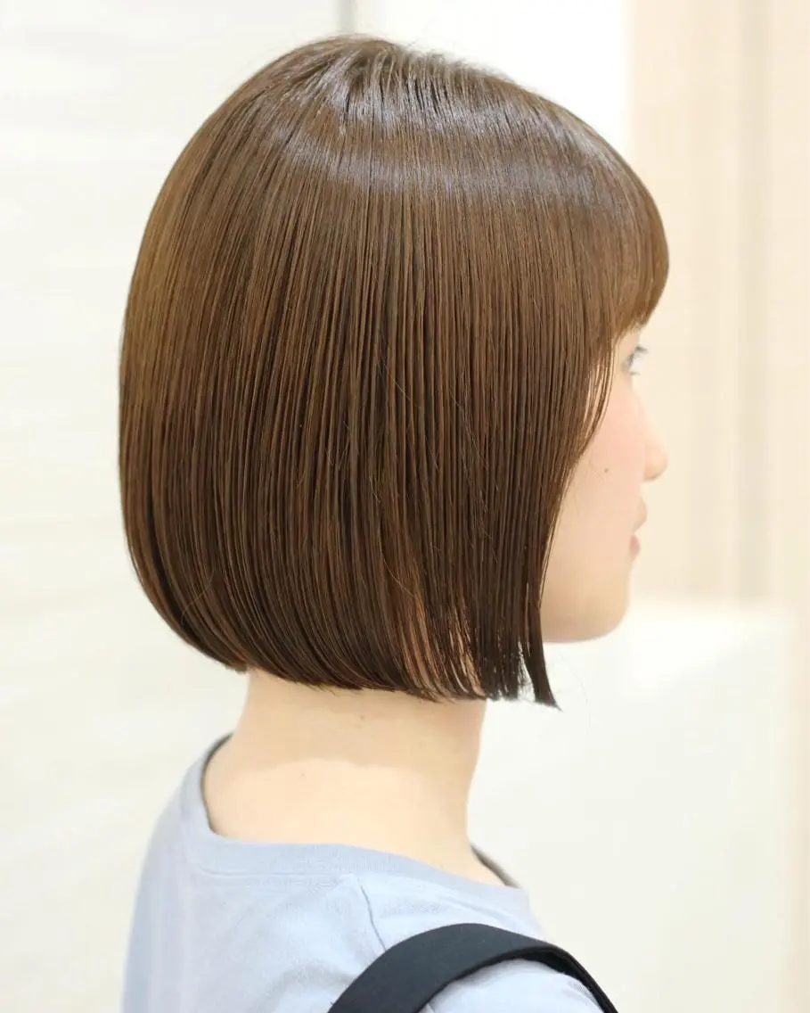 ミディアム カラー アッシュ ベージュカラー ボブ カット ヘアカラー トリートメント 斉藤 貴也のヘアスタイル