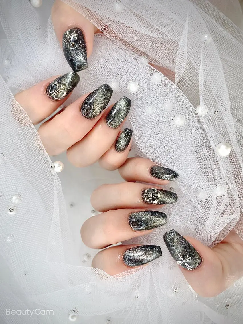 ネイル マグネットネイル I-nailロング /ワンホン/キラキラのネイルデザイン