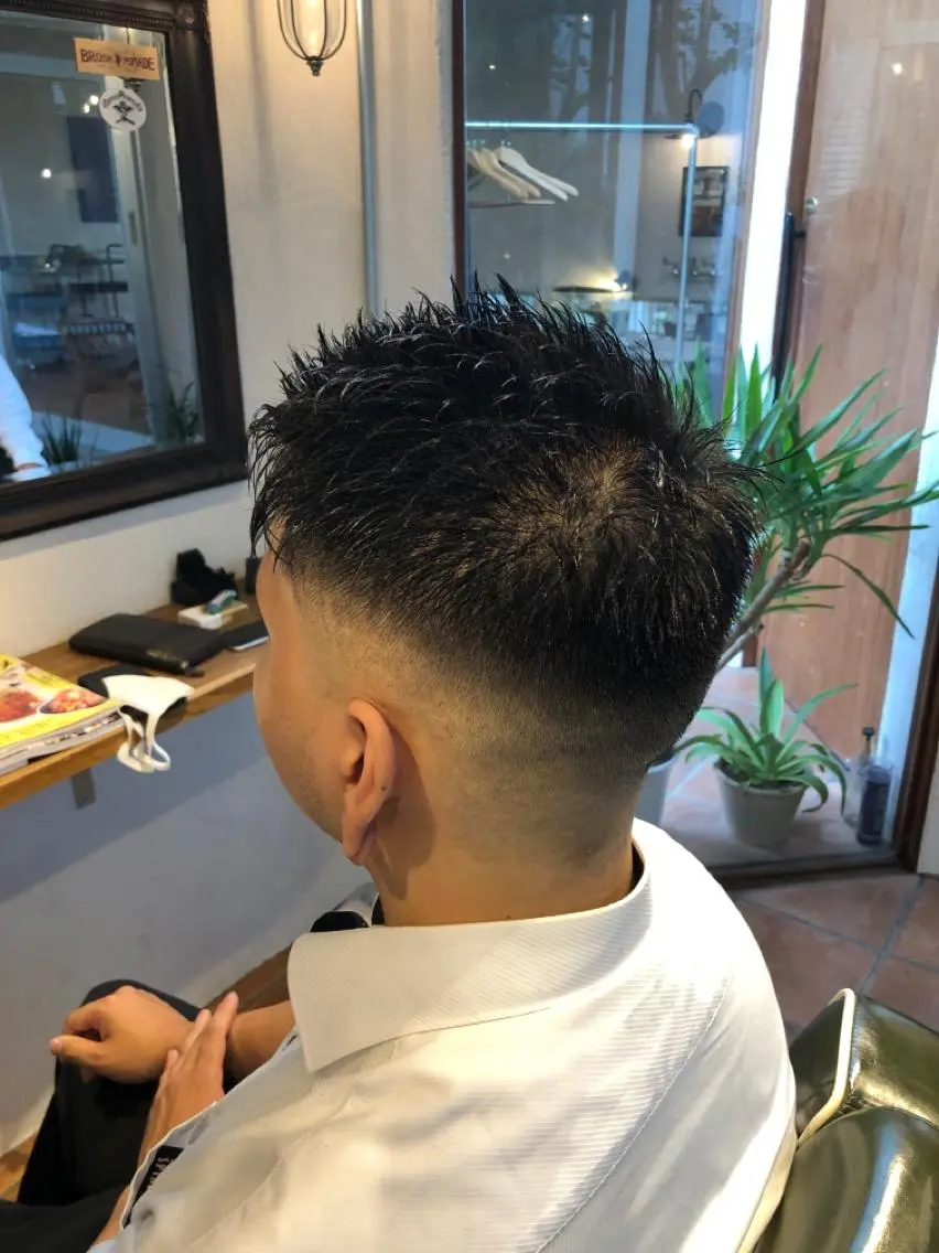 ショート メンズ フェードカット スキンフェード カット 冨士川 英樹のヘアスタイル