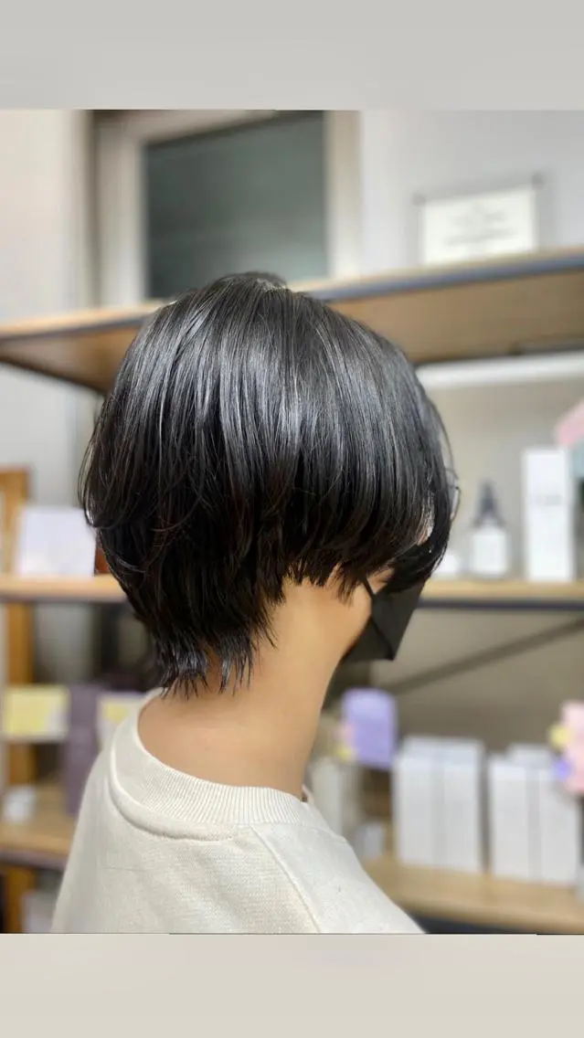 ショート ショートヘア ウルフカット HIRAGA MIKIのヘアスタイル