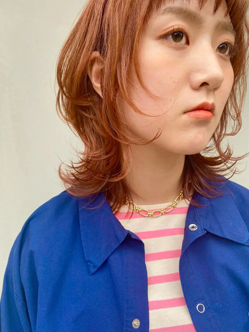 ミディアム カラー ベージュカラー ブリーチ ケアブリーチ オレンジ オレンジベージュ 林 瑠夏のヘアスタイル