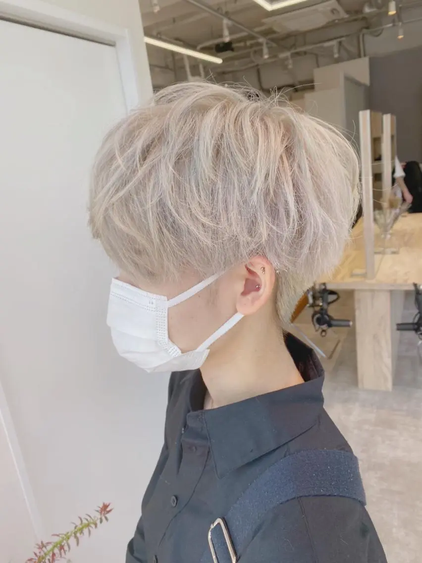 ショート カラー カット ヘアカラー 赤み消し×髪質改善 🍏上田晃司のヘアスタイル