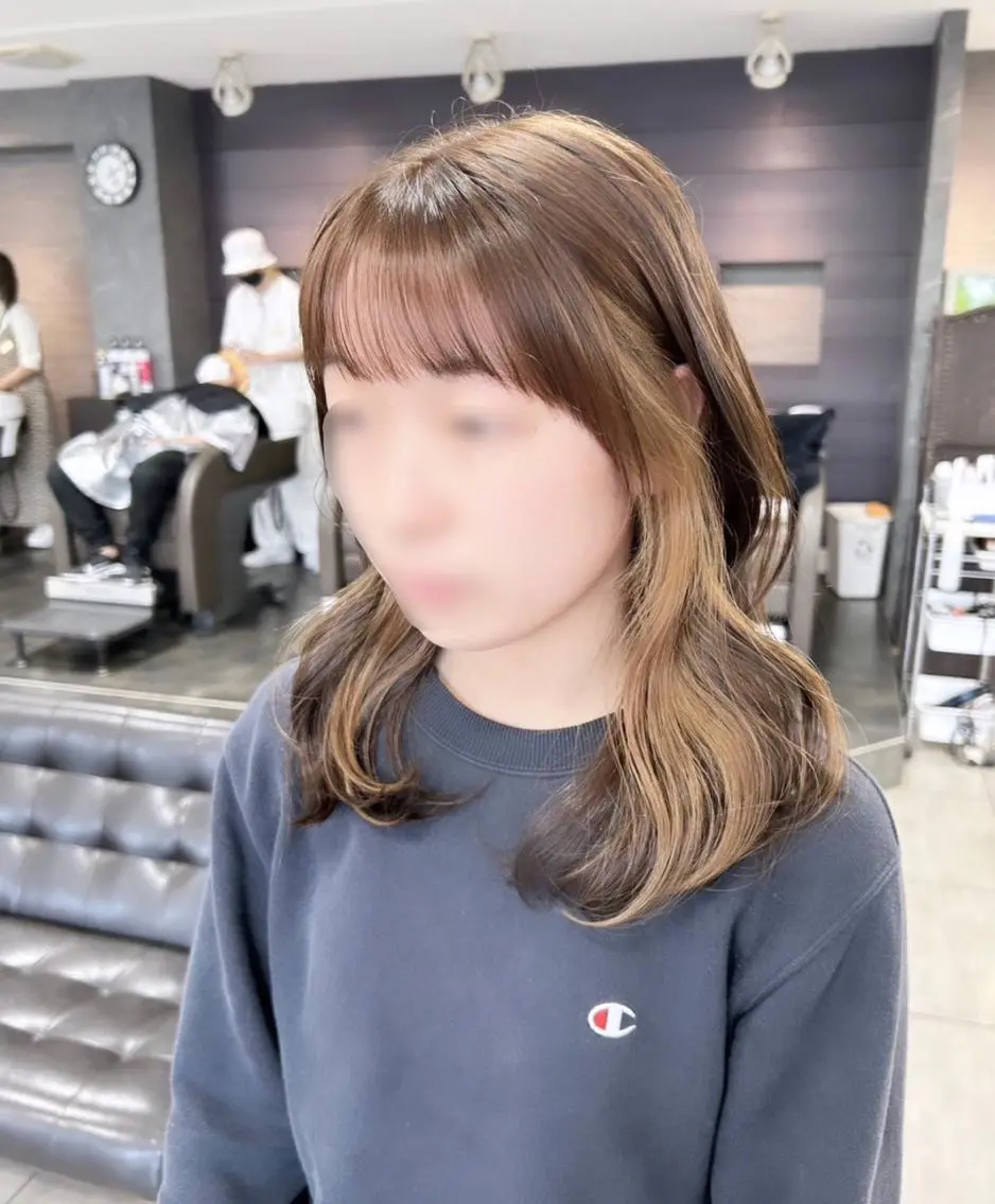 ミディアム カット ヘアカラー レイヤー/艶髪カラー 森本くるみのヘアスタイル