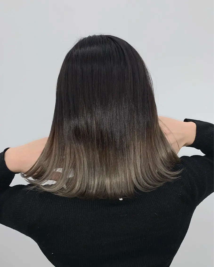 ミディアム カット ヘアカラー トリートメント 山田 絵里菜のヘアスタイル