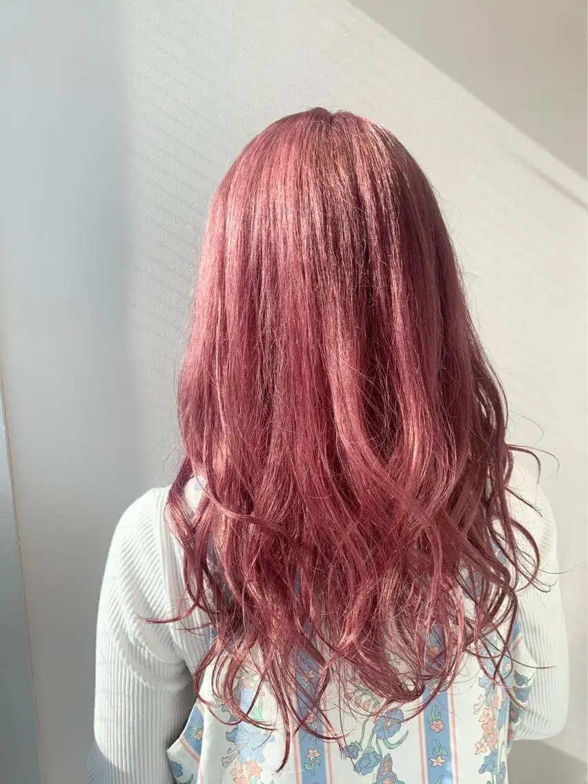 ロング カラー 🔷ダブルカラーハイ トーン🔷櫻井走のヘアスタイル