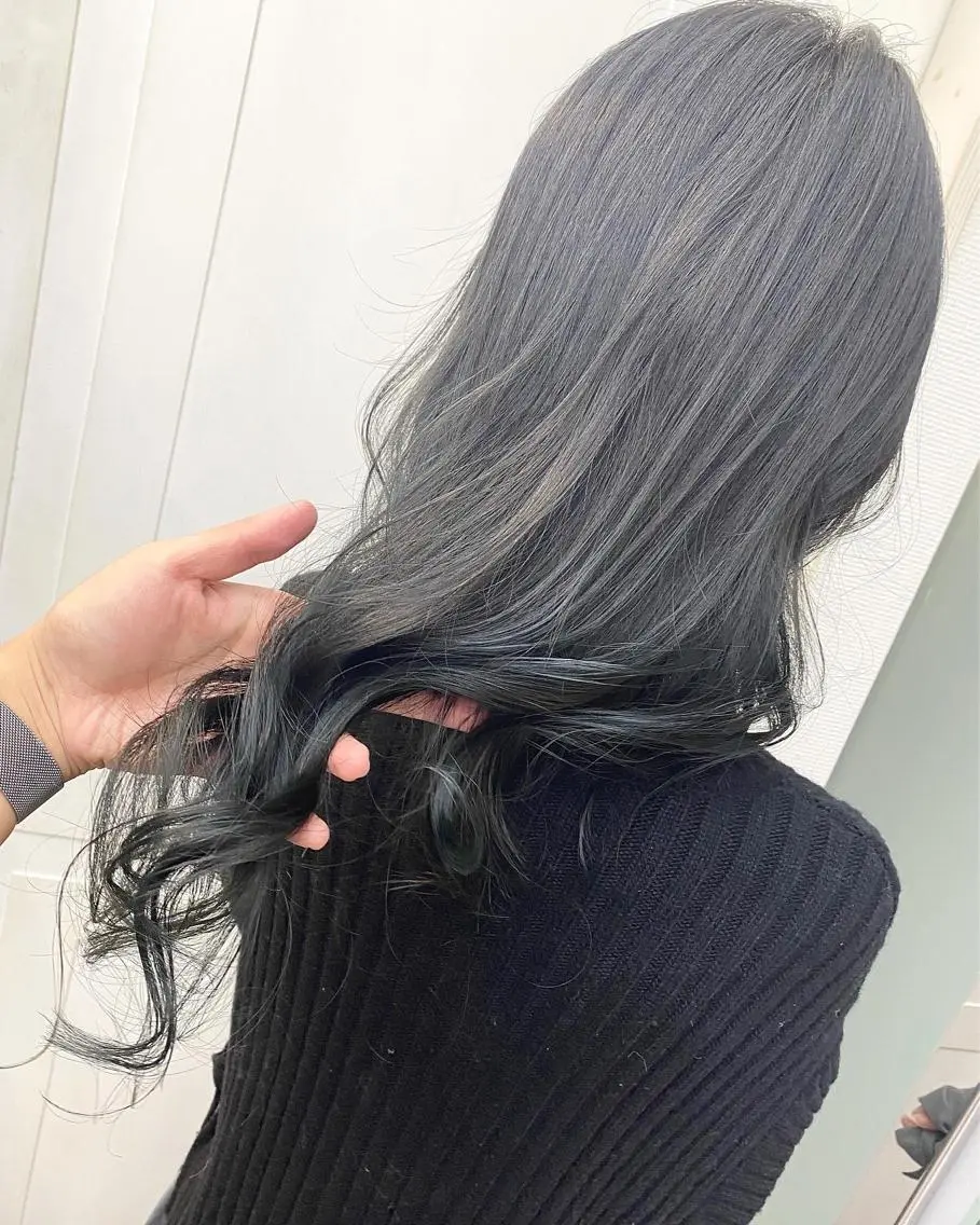 ロング カラー カット ヘアカラー トリートメント ☀️透明感color KURO☀️のヘアスタイル