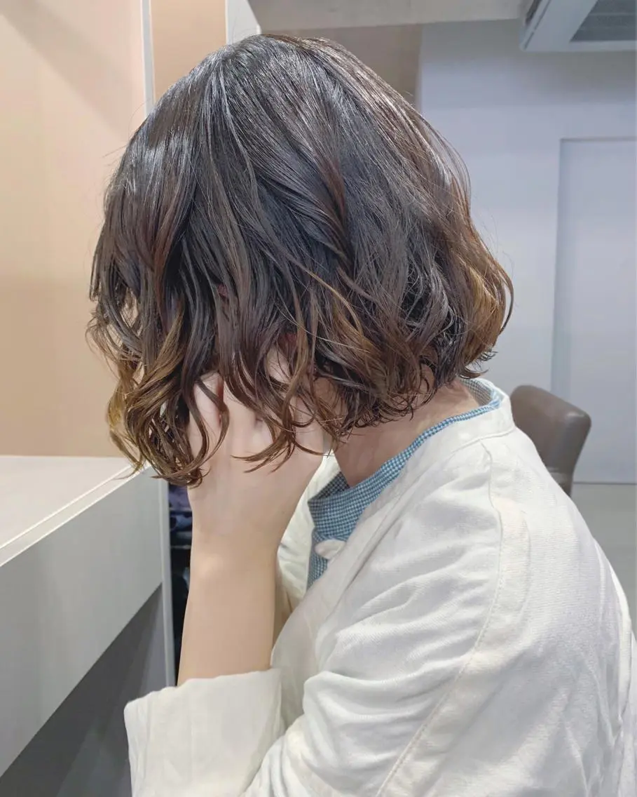 ショート パーマ カット ヘアカラー パーマ ボブパーマコテ巻き風 パーマNo1深江秀平のヘアスタイル