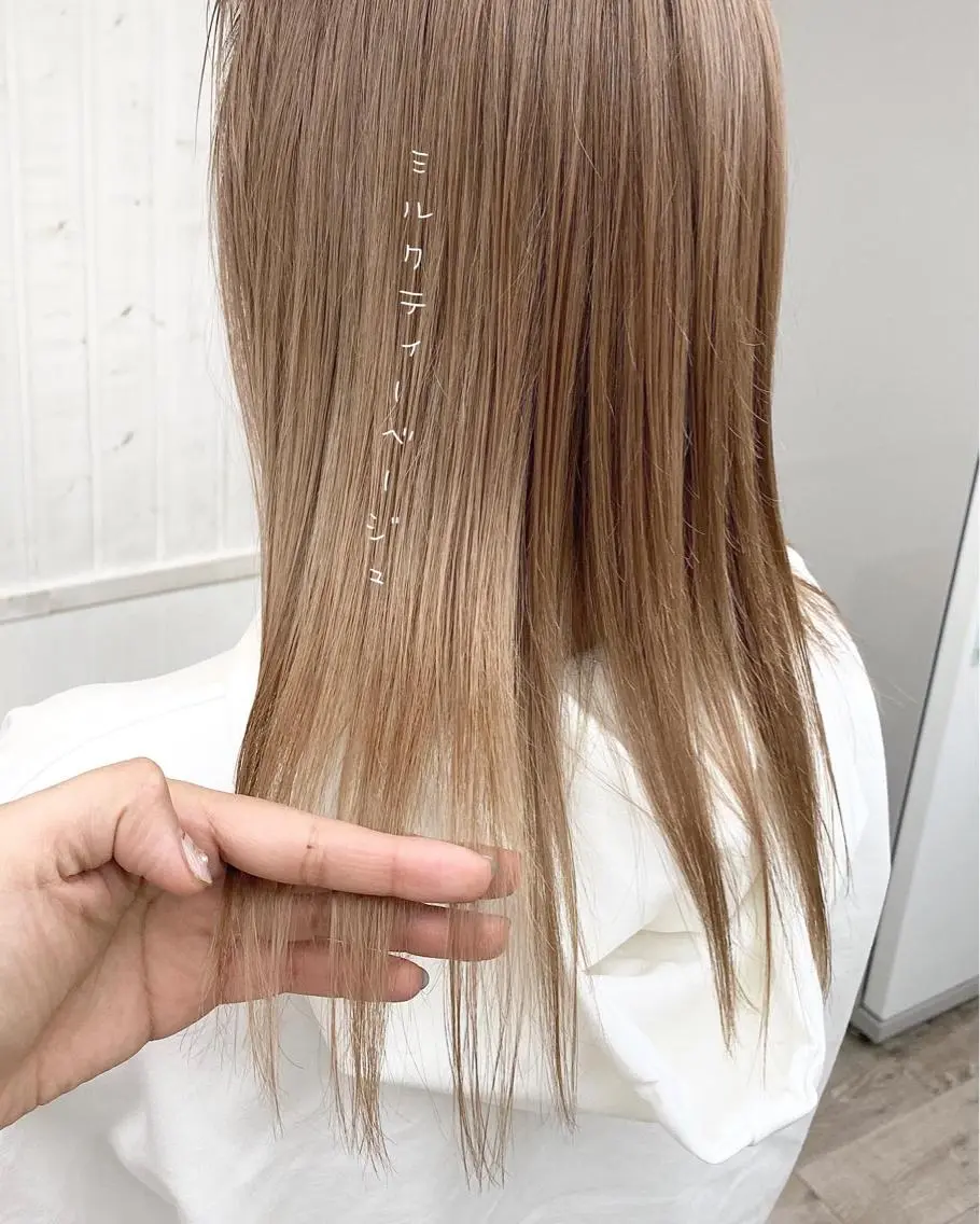ミディアム ヘアカラー トリートメント ☀️透明感color KURO☀️のヘアスタイル