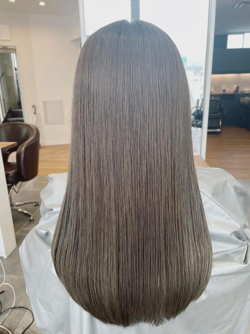 ロング ヘアカラー 開發 紗貴のヘアスタイル