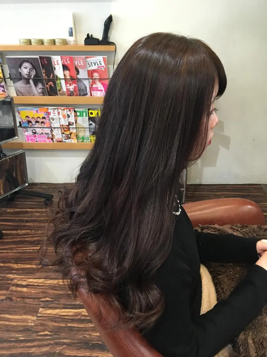 ロング パーマ ロング コンドウ サラのヘアスタイル