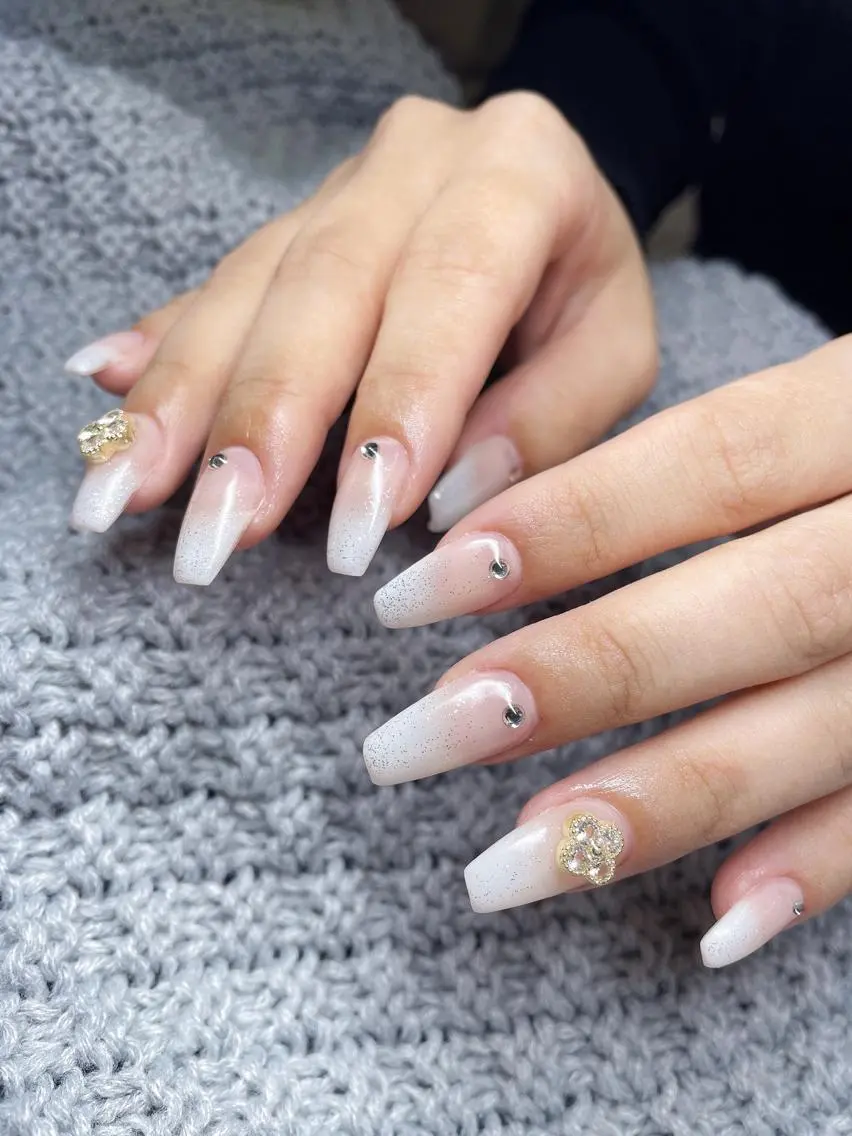 ネイル ハンドネイル April Nailのネイルデザイン