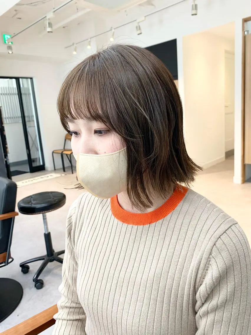 ミディアム カラー パーマ ヘアアレンジ メンズ キッズ ネイル マツエク・マツパ アイブロウ レイヤーカット/ 巻ける縮毛矯正のヘアスタイル