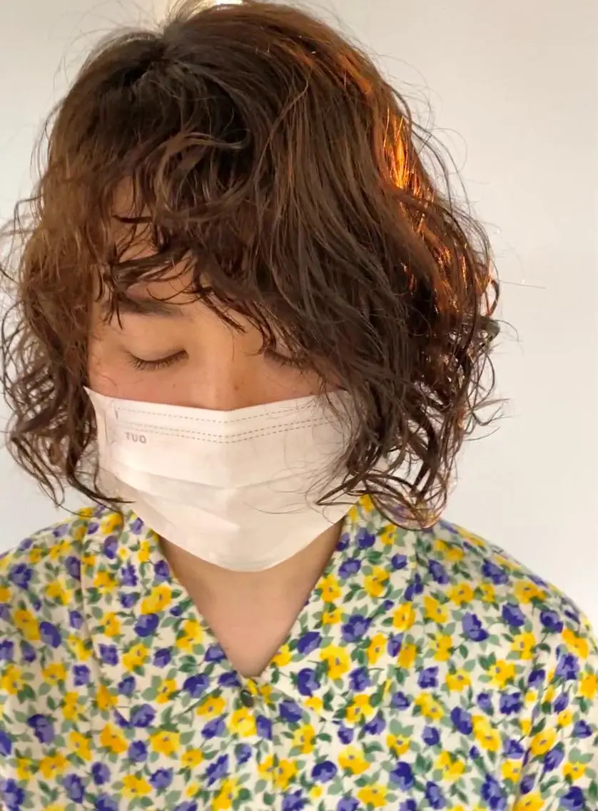 ミディアム カラー パーマ KOOKI スティードトーキョーのヘアスタイル