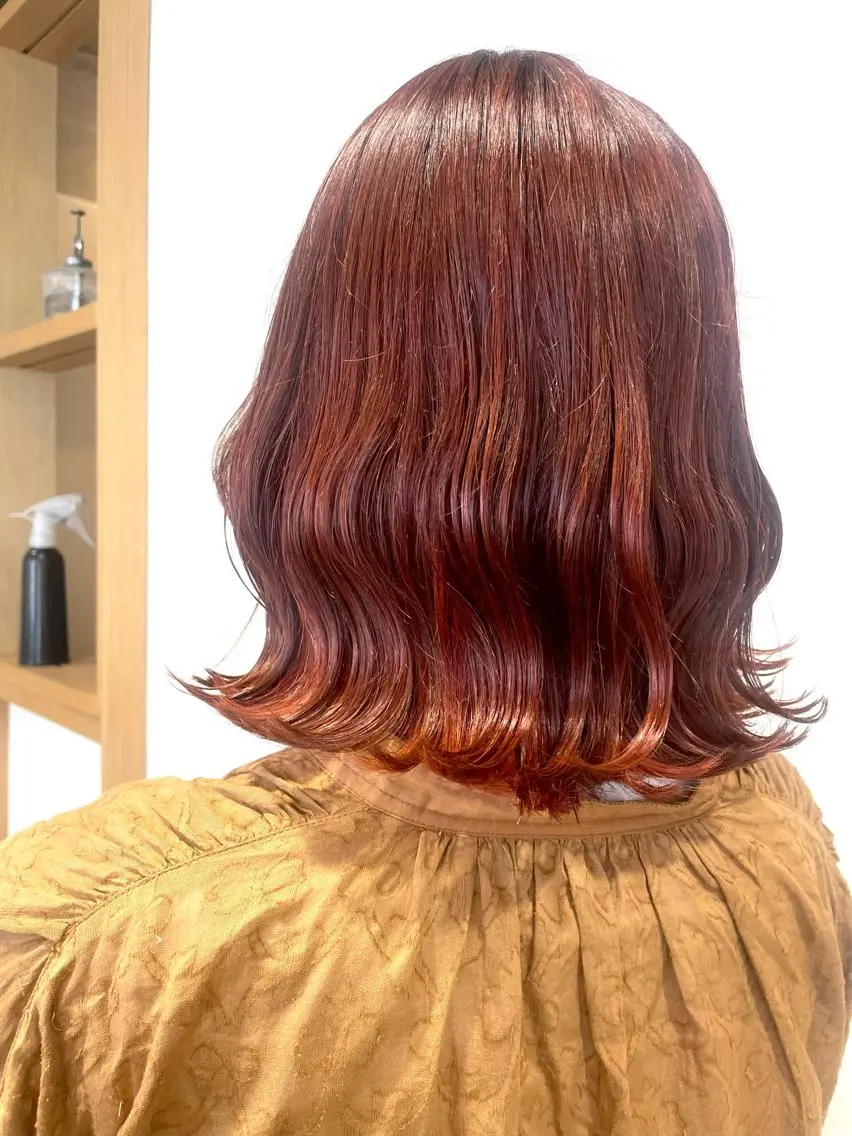 ミディアム カラー ブリーチ レッドカラー カット ヘアカラー トリートメント カウンセリング重視 🌿Tsuyukiのヘアスタイル