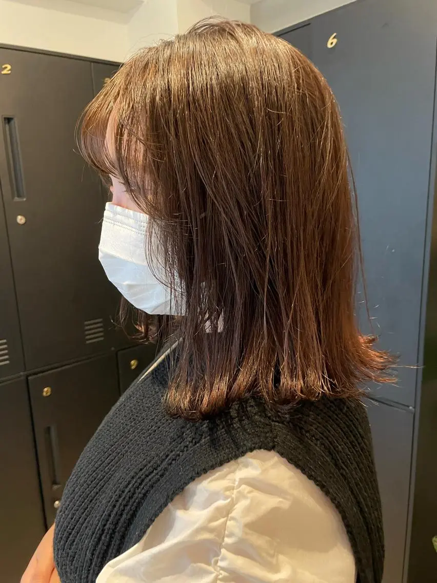 ミディアム カラー ベージュカラー ブリーチ ラテベージュ ブリーチなしカラー hazuki 🌝のヘアスタイル