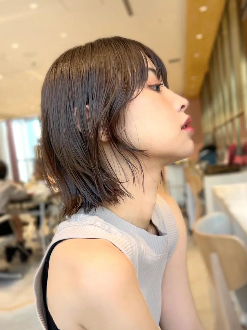 ミディアム カラー 切りっぱなしボブ ブリーチ グレージュ ボブ レイヤーカット カット ヘアカラー トリートメント レイヤー専門家 ダブルカラー修のヘアスタイル