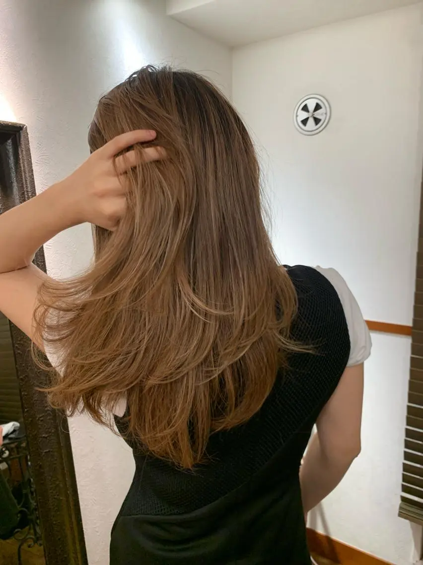 ロング レイヤーカット 杉山 憂人のヘアスタイル