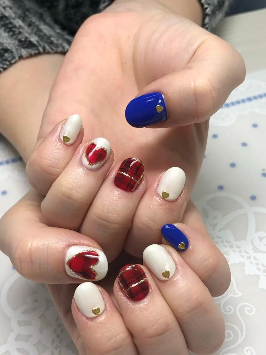 ネイル ハート バレンタイン 吉野✨ ネイルデザイナー✨のネイルデザイン