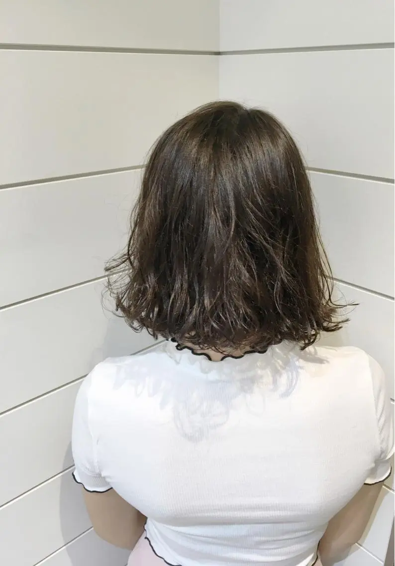ミディアム カラー 切りっぱなしボブ ボブ 🍊新宿南口🍊 ERINAのヘアスタイル