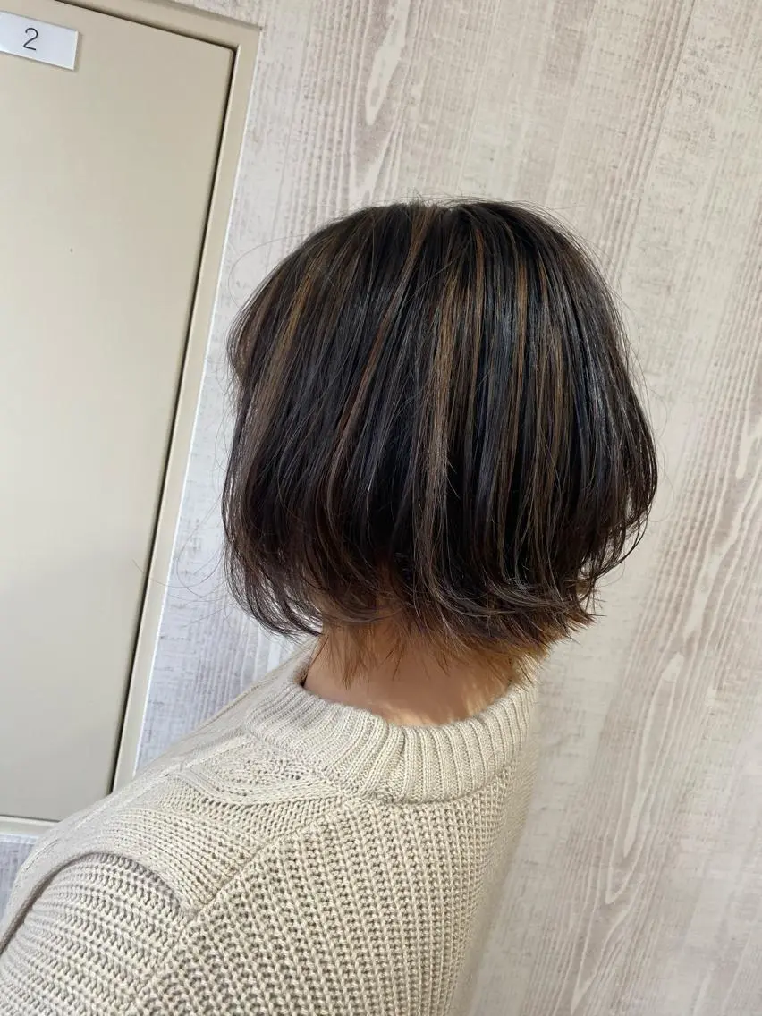 ショート カラー ハイライトカラー ハイライト レイヤーカット ウルフカット カット ヘアカラー トリートメント Kazu .Kのヘアスタイル