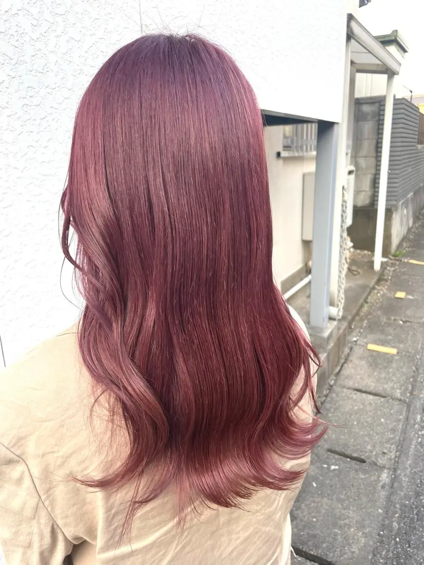ミディアム カラー ブリーチ ケアブリーチ ダブルカラー ラベンダーカラー ピンクカラー インナーカラー 推し ブリーチ 髪質改善のヘアスタイル