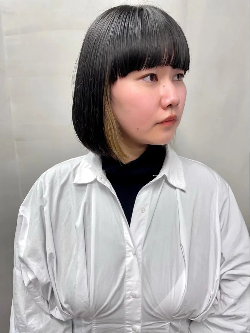 ミディアム カラー パーマ ヘアアレンジ メンズ キッズ ネイル マツエク・マツパ アイブロウ ワイドバング カット ヘアカラー トリートメント tatsumi/ボブ ウルフ/レイヤーのヘアスタイル