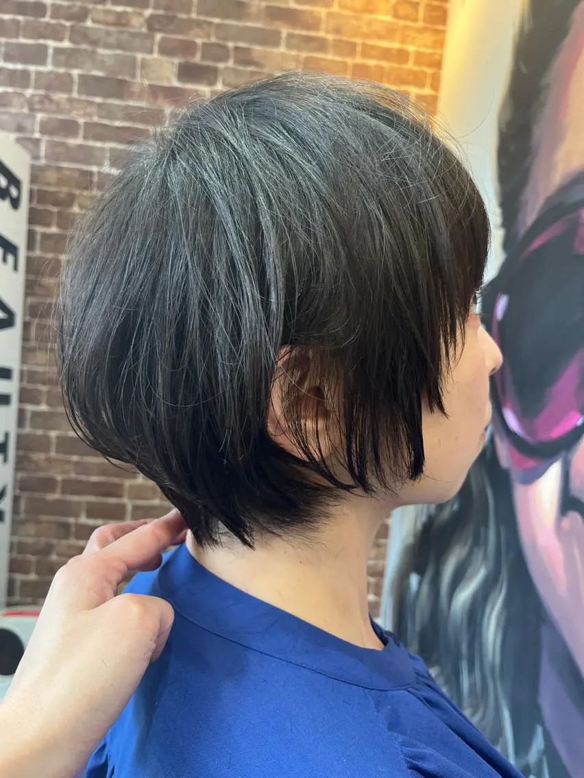 ショート カラー パーマ ヘアアレンジ メンズ キッズ マツエク・マツパ アイブロウ マッシュ メンズウルフカット ウルフカット 久木原 ゆりのヘアスタイル