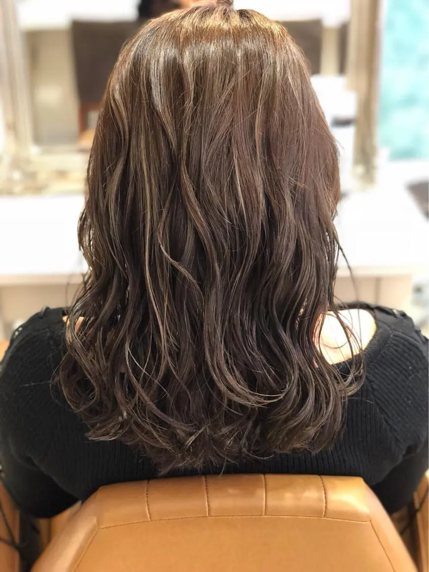カラー 🌈ブリーチ特化🌈 MINATOのヘアスタイル