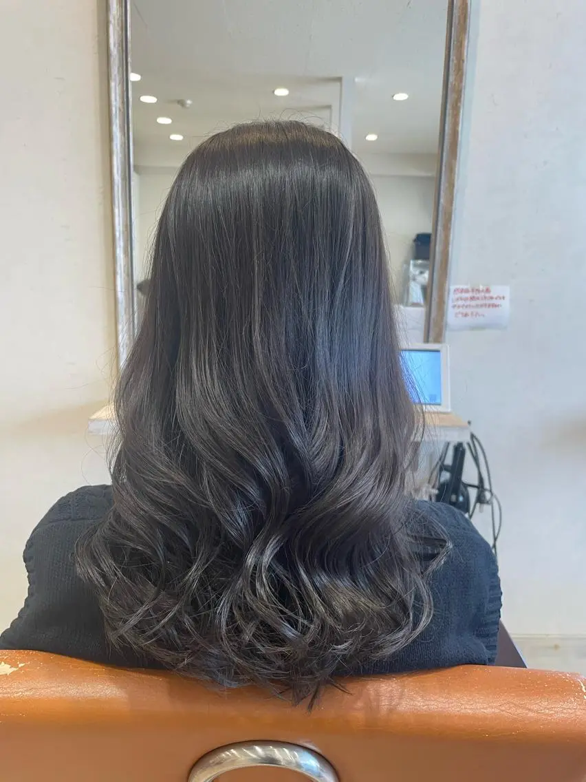ロング カラー カット ヘアカラー 小顔/似合わせカット 杉山莉菜のヘアスタイル
