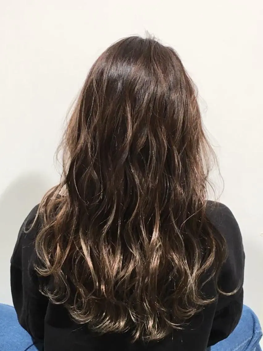 ロング カラー Lucet byNYNYのヘアスタイル