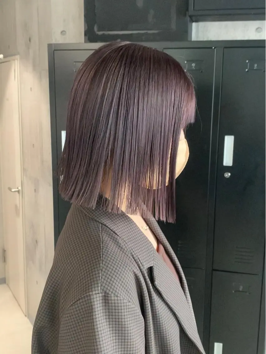 ショート アッシュ ミストバング ボブ ハイライト かきあげバング カット ヘアカラー トリートメント 【White京橋】 岸 拓斗のヘアスタイル