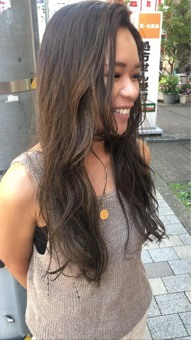 ロング カラー ヘアアレンジ 奥秋 理紗　sai xのヘアスタイル