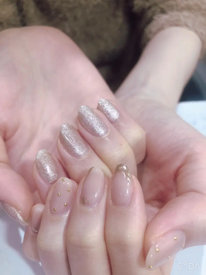 ネイル ニュアンスネイル ハンドネイル 吉野✨ ネイルデザイナー✨のネイルデザイン