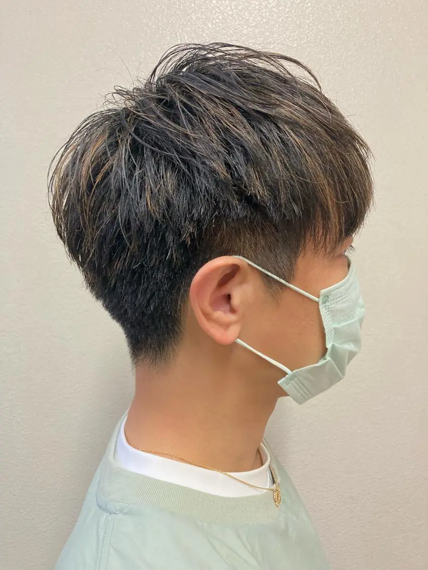 メンズ メンズメッシュ マッシュ カット ヘアカラー 完全個室マンツーマン メンズサロン草野貴樹のヘアスタイル