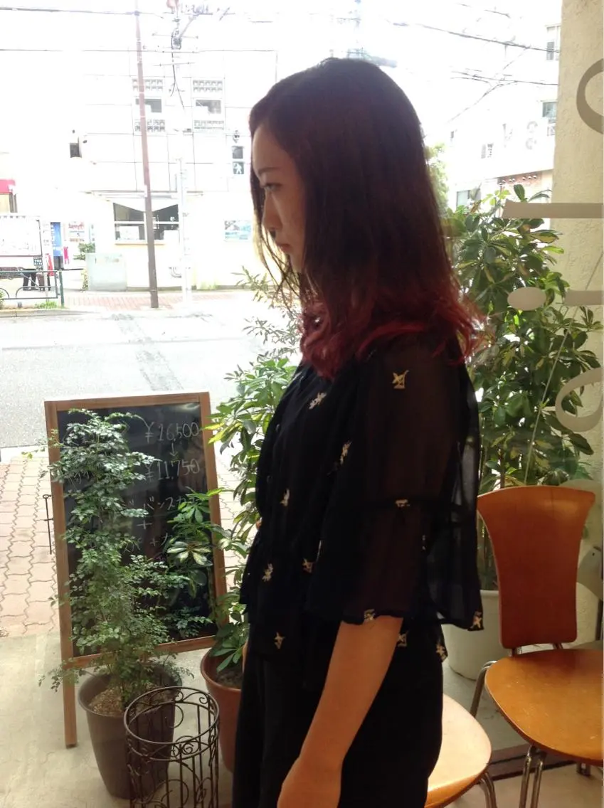 ミディアム カラー 高橋 聖羅のヘアスタイル