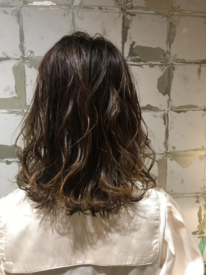 ミディアム カラー ヘアアレンジ KAORI／ 髪質改善ストレートのヘアスタイル