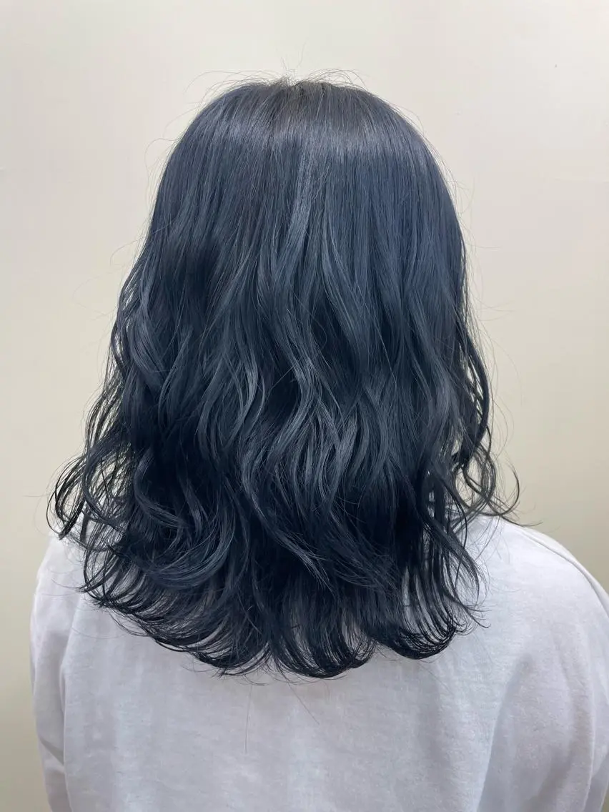 セミロング カラー シールエクステ セミロングパーマ バレイヤージュ ブリーチ ケアブリーチ カット ヘアカラー WEST OLAND加藤圭介のヘアスタイル