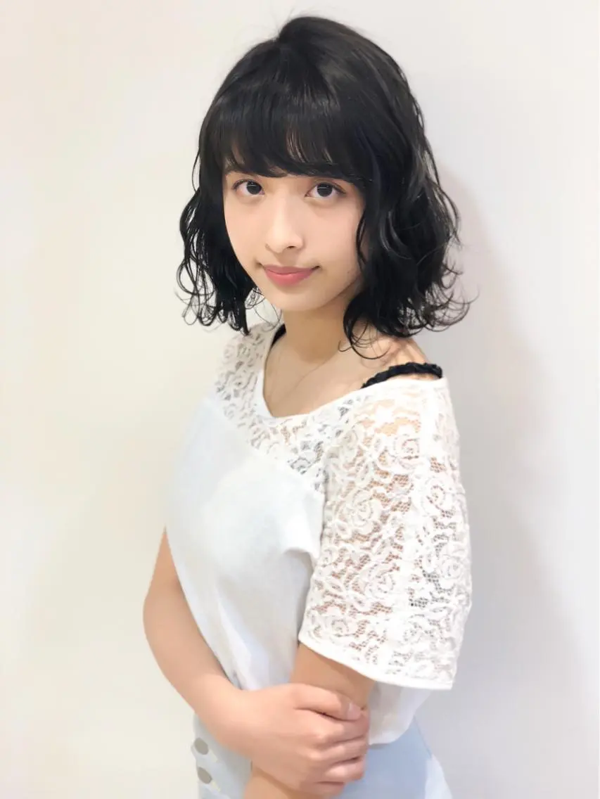 ショート カラー アッシュ グレージュ ボブ 小顔カット 外ハネヘア ディレクター ノナカのヘアスタイル