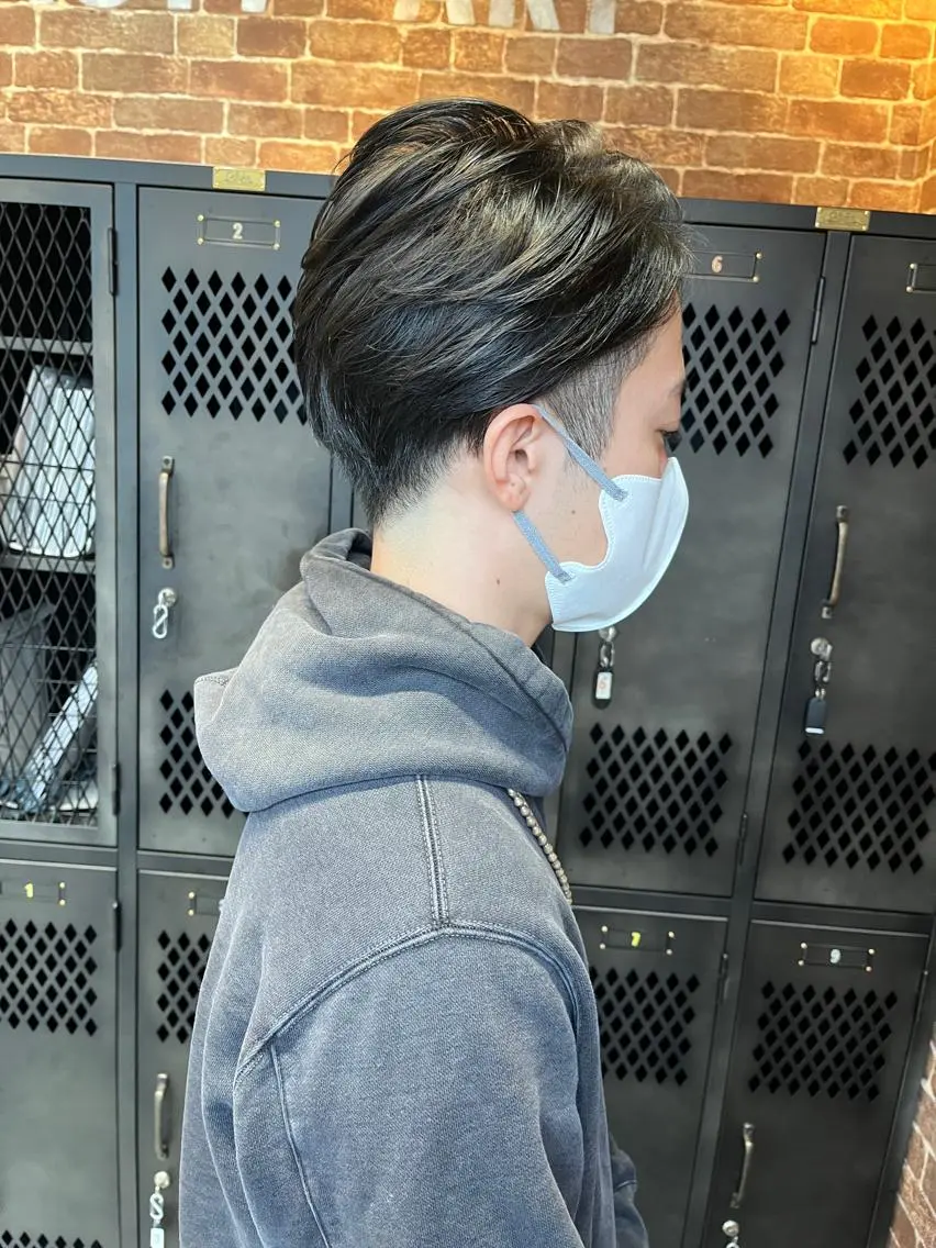 ショート カラー パーマ ヘアアレンジ メンズ キッズ ネイル マツエク・マツパ アイブロウ メンズブリーチ メンズハイライト メンズインナーカラー メンズ韓国風 ブリーチ 久木原 ゆりのヘアスタイル