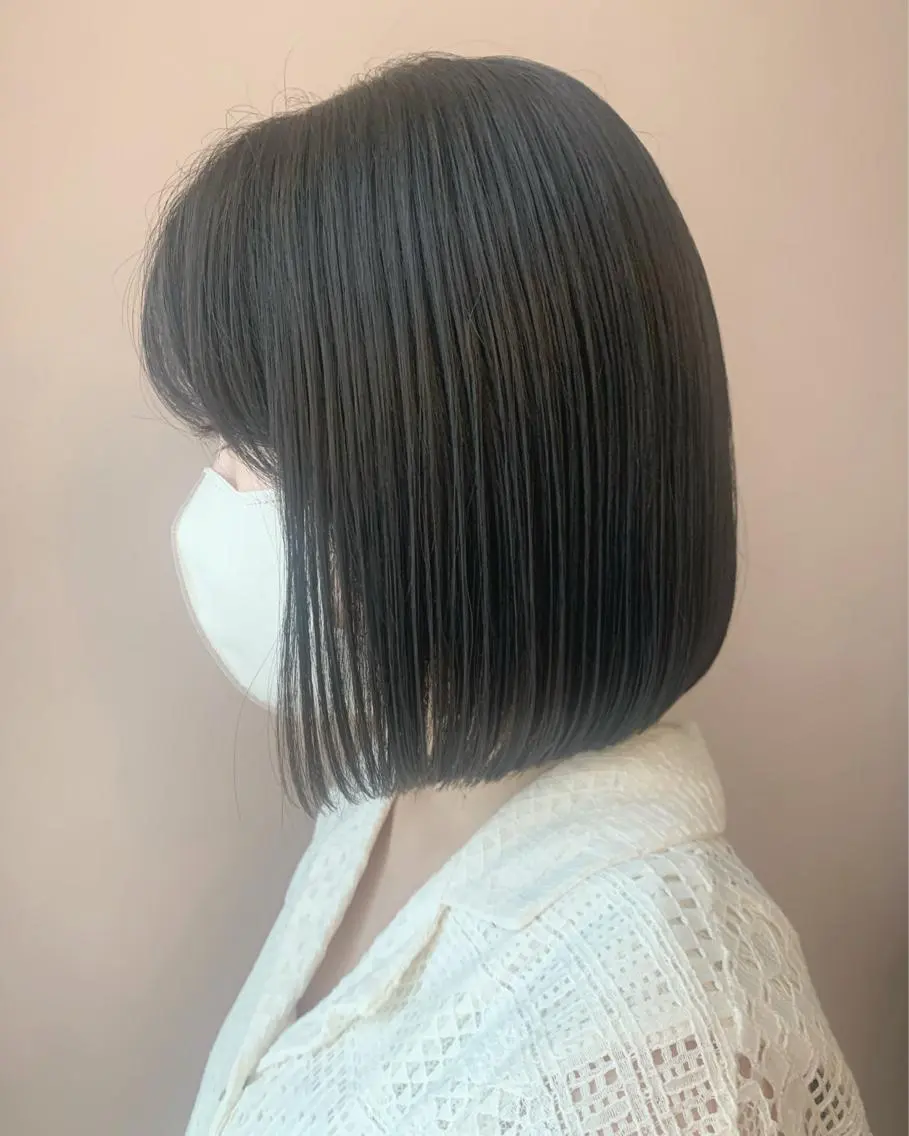 ショート カラー アッシュ アッシュグレー 透明感カラー hubhair レイヤー/透明感のヘアスタイル