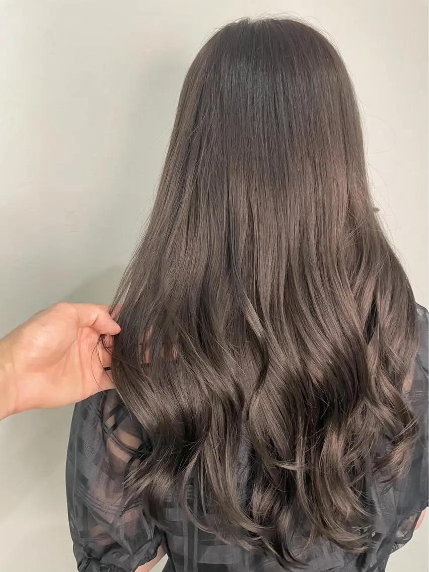 セミロング 似合わせカット ＿WHITE鳳店 アンダーバーホワイトのヘアスタイル