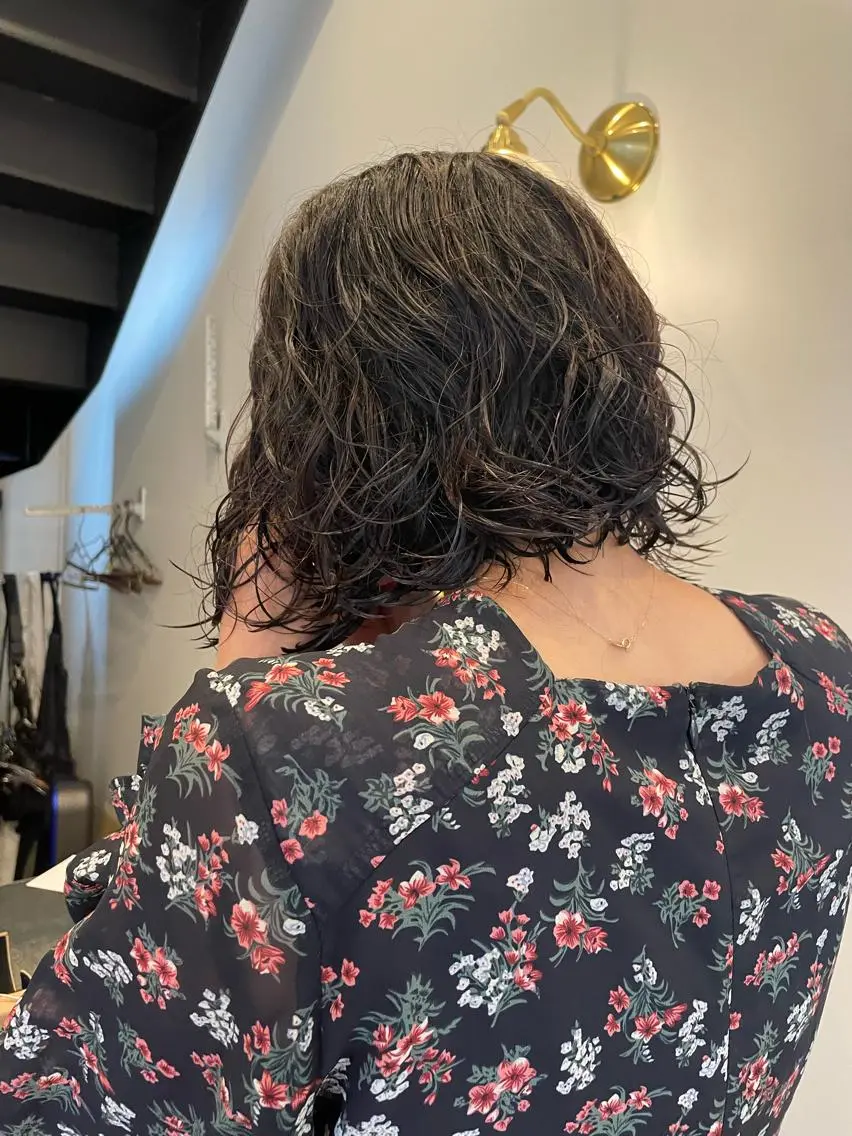 ショート やまさきえりこ ニュアンスパーマのヘアスタイル