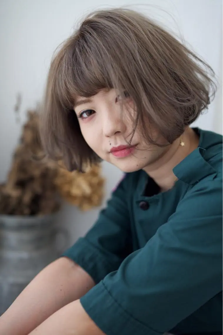 ショート カラー fio マナミのヘアスタイル