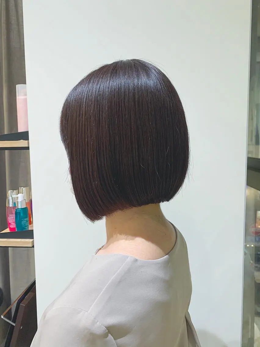 ショート カラー パーマ 透明感カラー イルミナカラー ボブ 小顔カット 🖤小顔ボブ/ウルフ レイヤー🖤山本諒のヘアスタイル