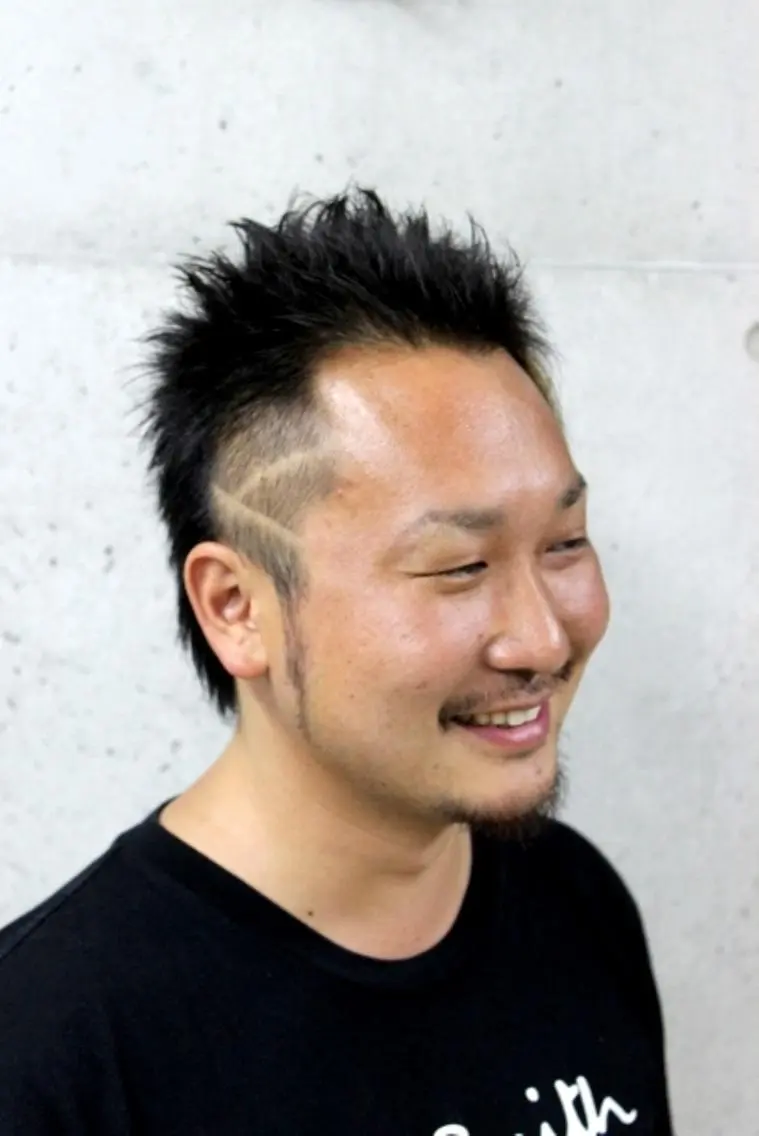 ショート カラー メンズ メンズメッシュ メッシュ 村上 貴徳のヘアスタイル