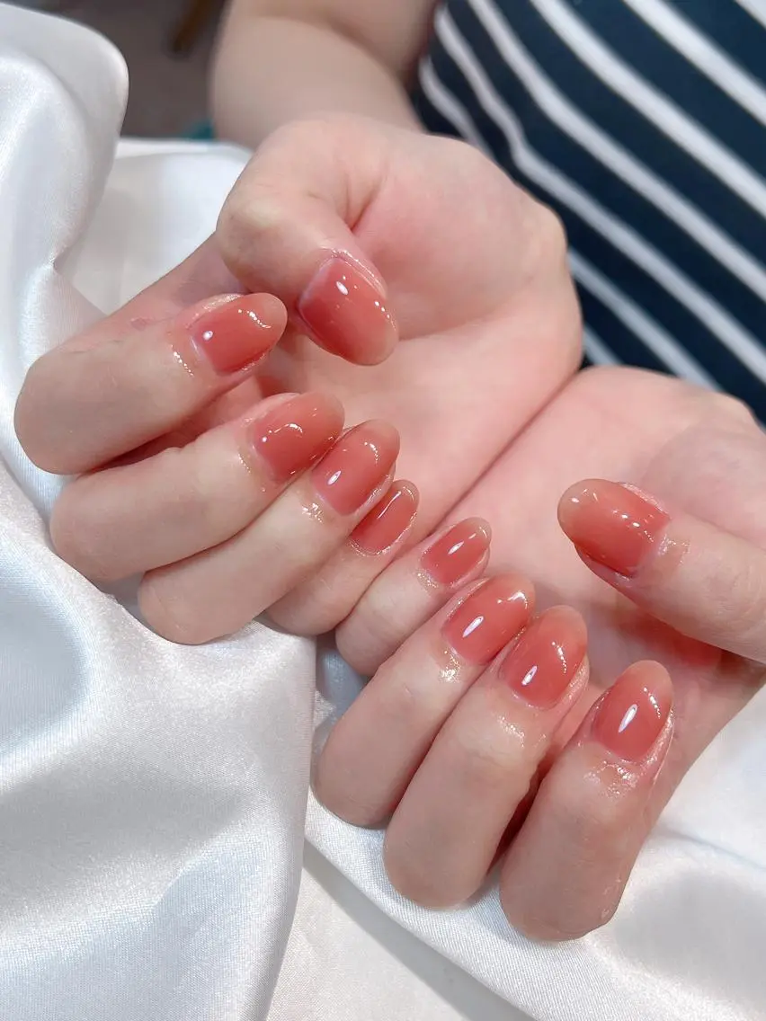 ネイル ワンカラーネイル bijou nails　蓮のネイルデザイン