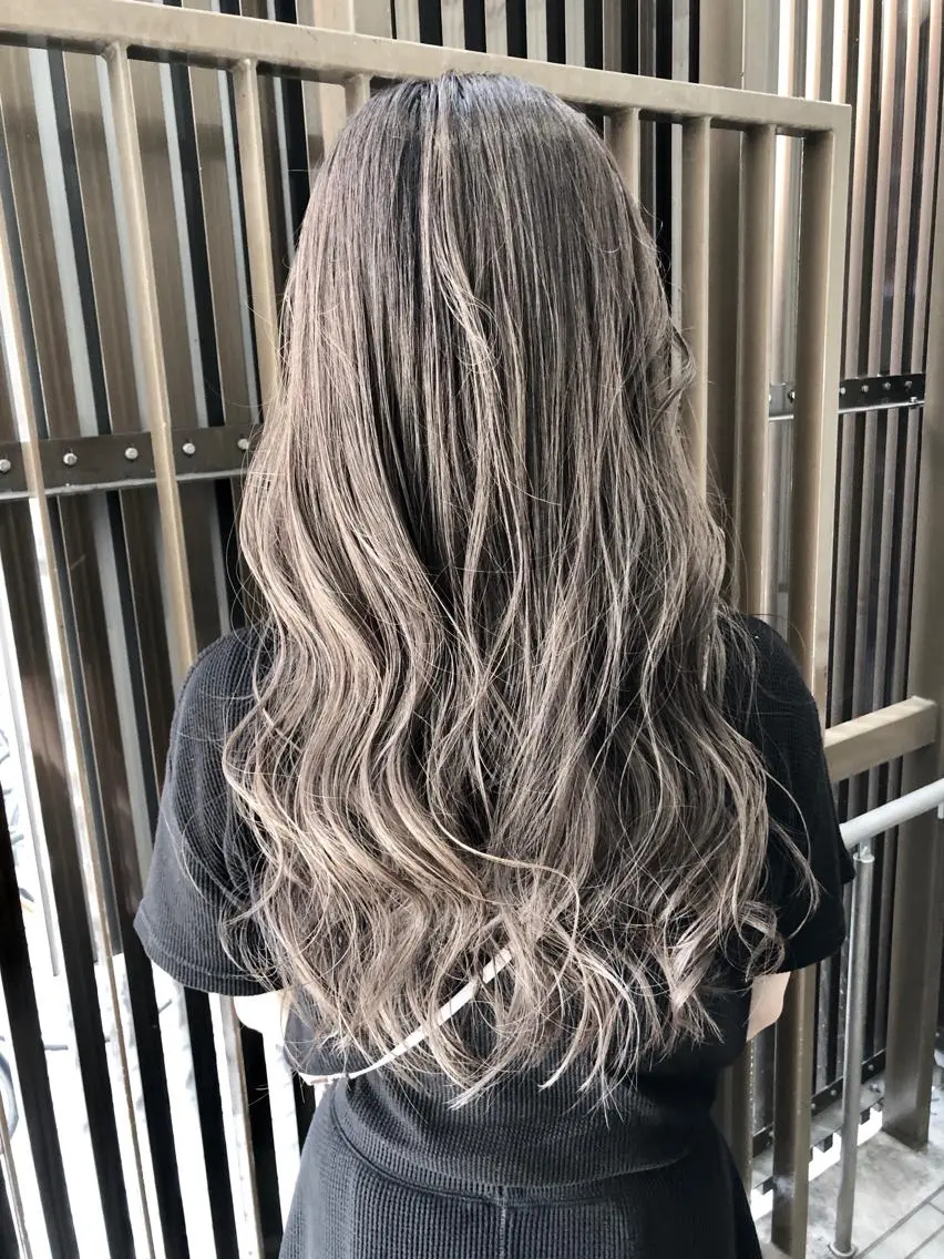 ロング カラー カット ヘアカラー エクステ シールエクステ×美髪 改善/ヨシモトカンジのヘアスタイル