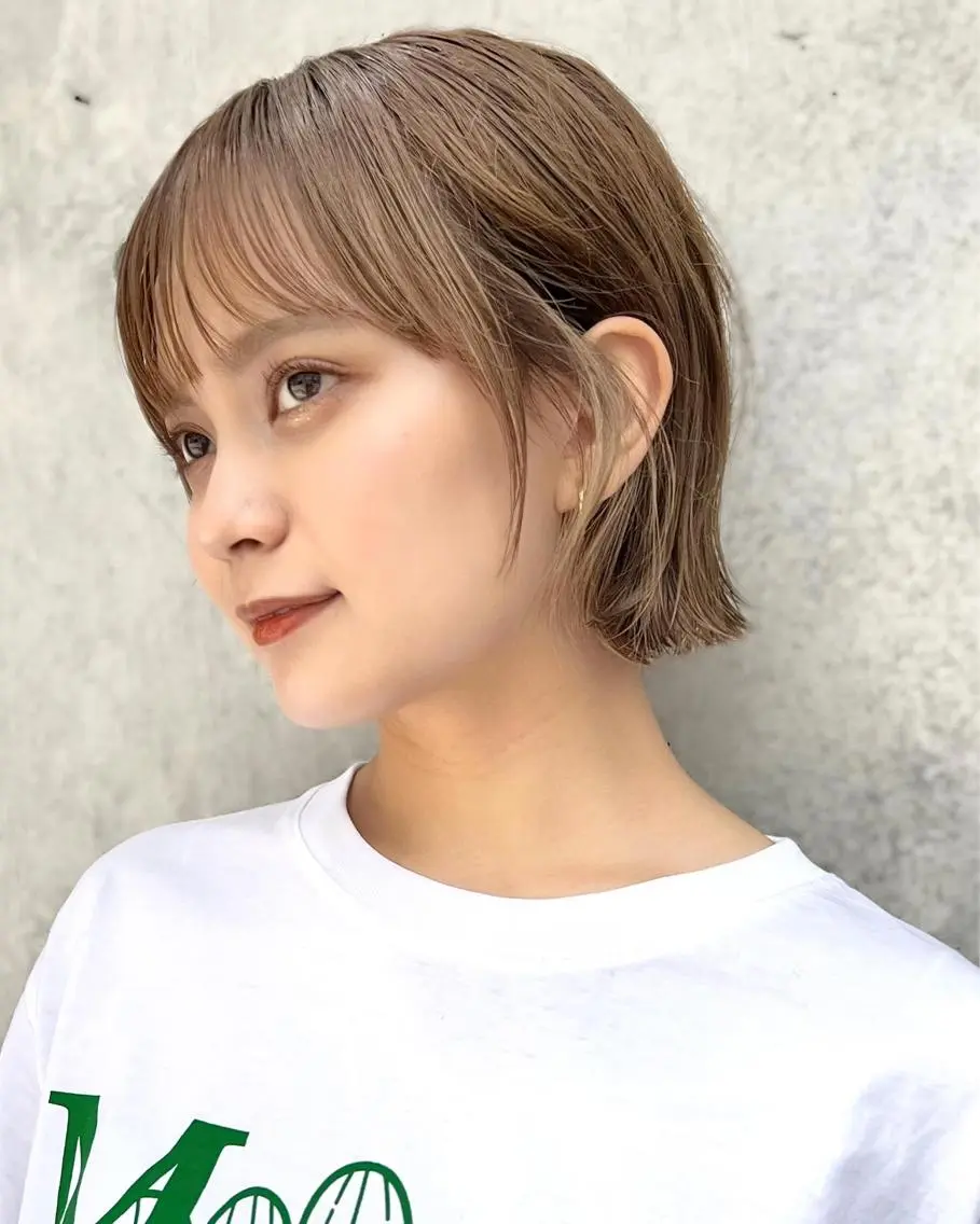 ショート カラー ベージュカラー 透明感カラー グレージュ ボブ カット ヘアカラー トリートメント レイヤー専門家 ダブルカラー修のヘアスタイル
