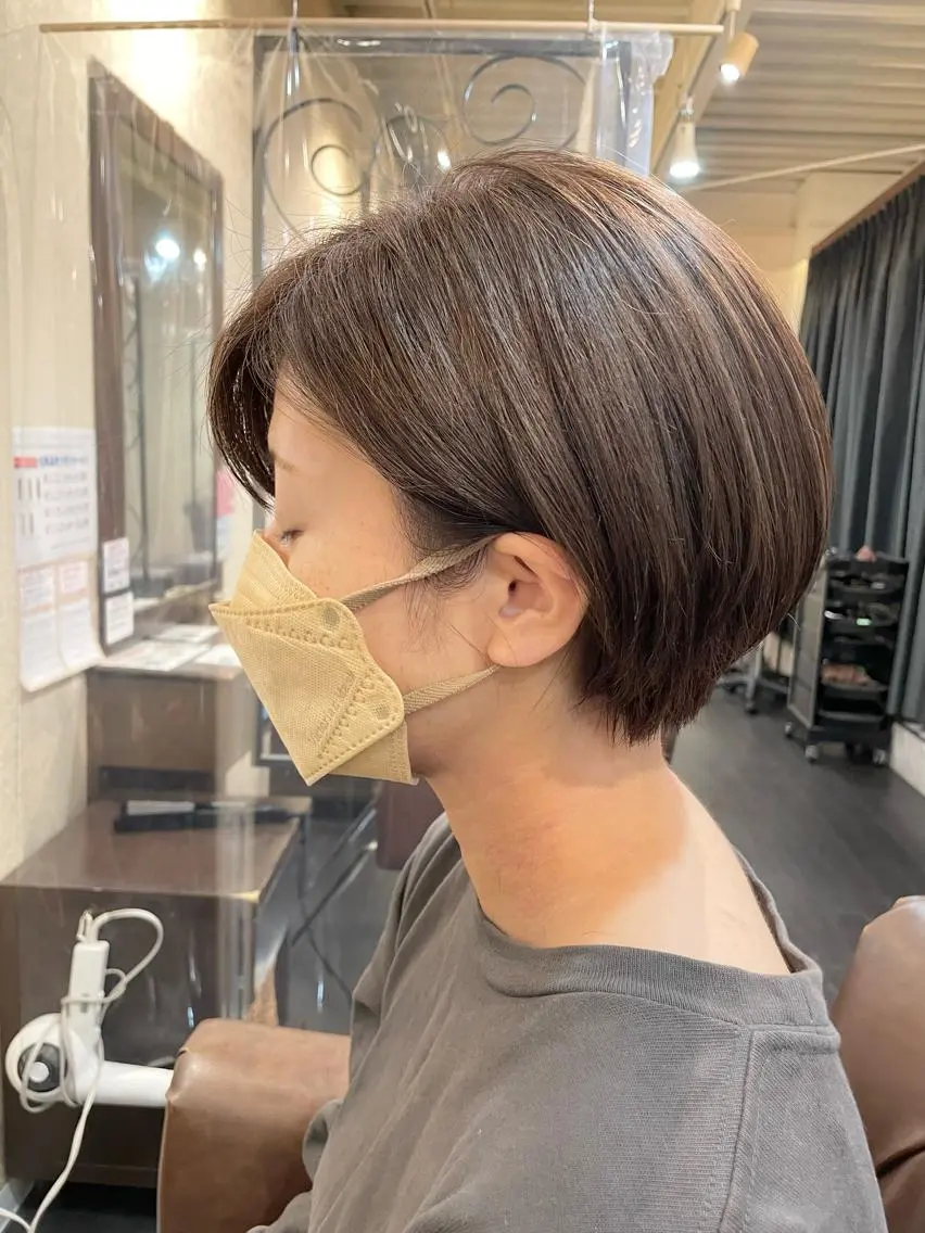 ショート カラー 西宮ハイトーンカラー ひらり💜のヘアスタイル