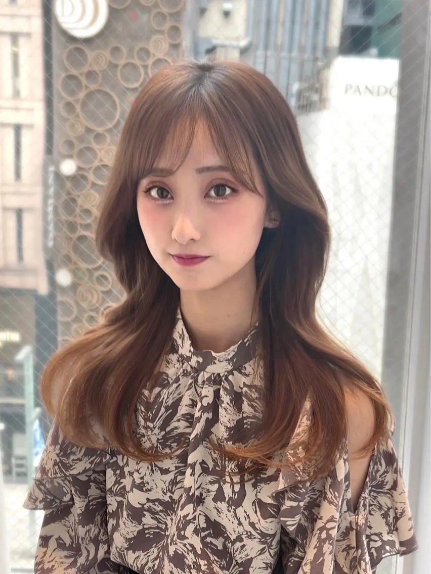 ロング カラー アディクシーカラー ベージュカラー ブリーチ ケアブリーチ 透明感カラー 顔周り特化/韓国ヘア /レイヤー/吉野幸大のヘアスタイル